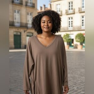 Zenana Outfitters V-Neck Long Sleeve Top in Taupe Large